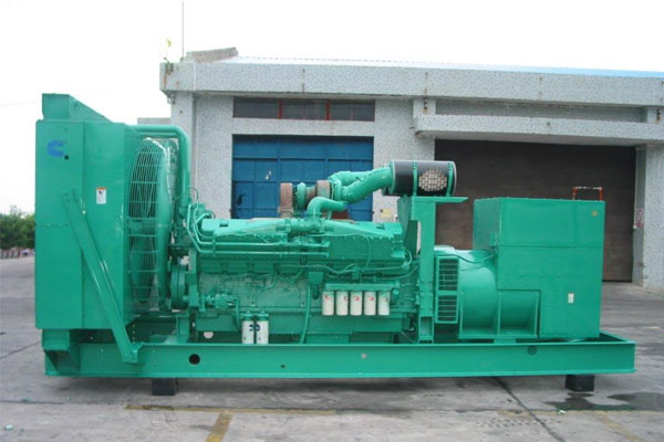 南江工厂发电机应急发电时如何更准确地检查发电机状态？