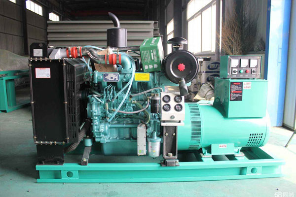 南江如何判断机油是否需要更换？