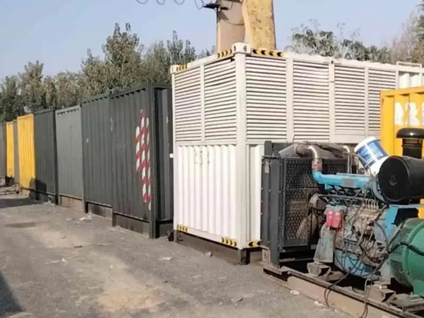 南江200KW柴油发电机机组每小时油耗是多少？