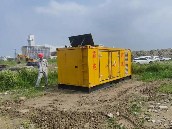 南江冬季低温环境下，发电机组启动电瓶的容量需求是否会增加？